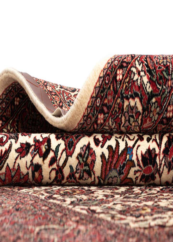 4' 10 x 5' 6 Bidjar Square Rug