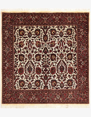4' 10 x 5' 6 Bidjar Square Rug