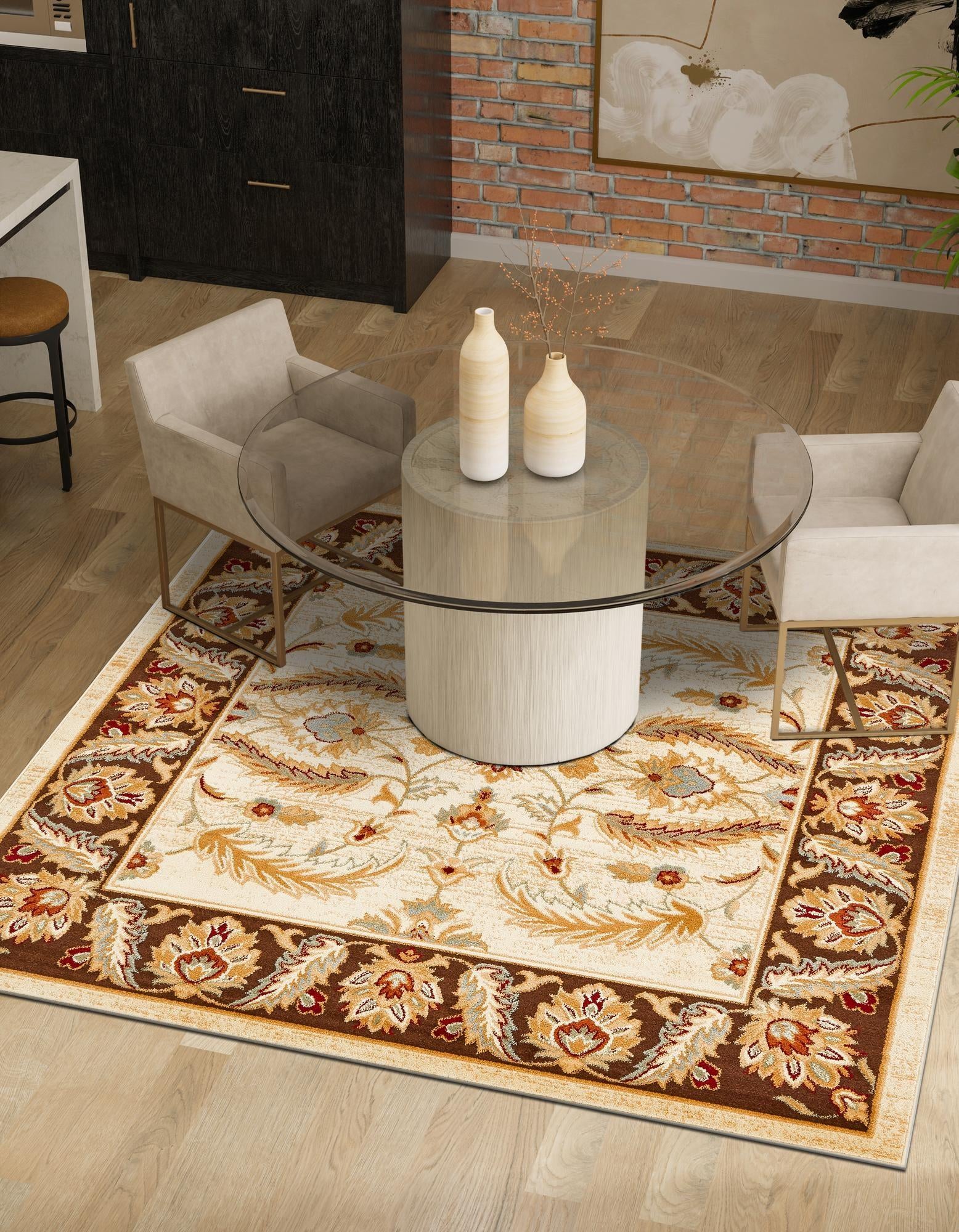 4' x 4' Classic Agra Square Rug