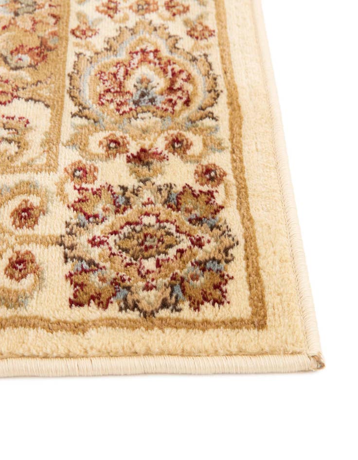 Detail image of 7' 10 x 7' 10 Classic Agra Square Rug