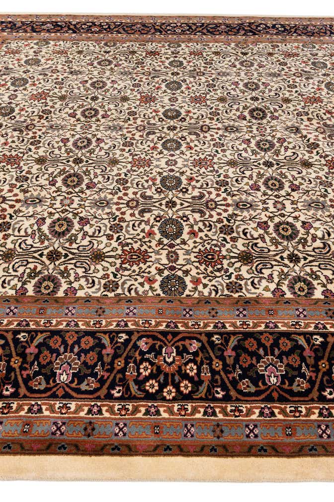 9' 11 x 10' 2 Hand Knotted Farahan Wool Square Rug