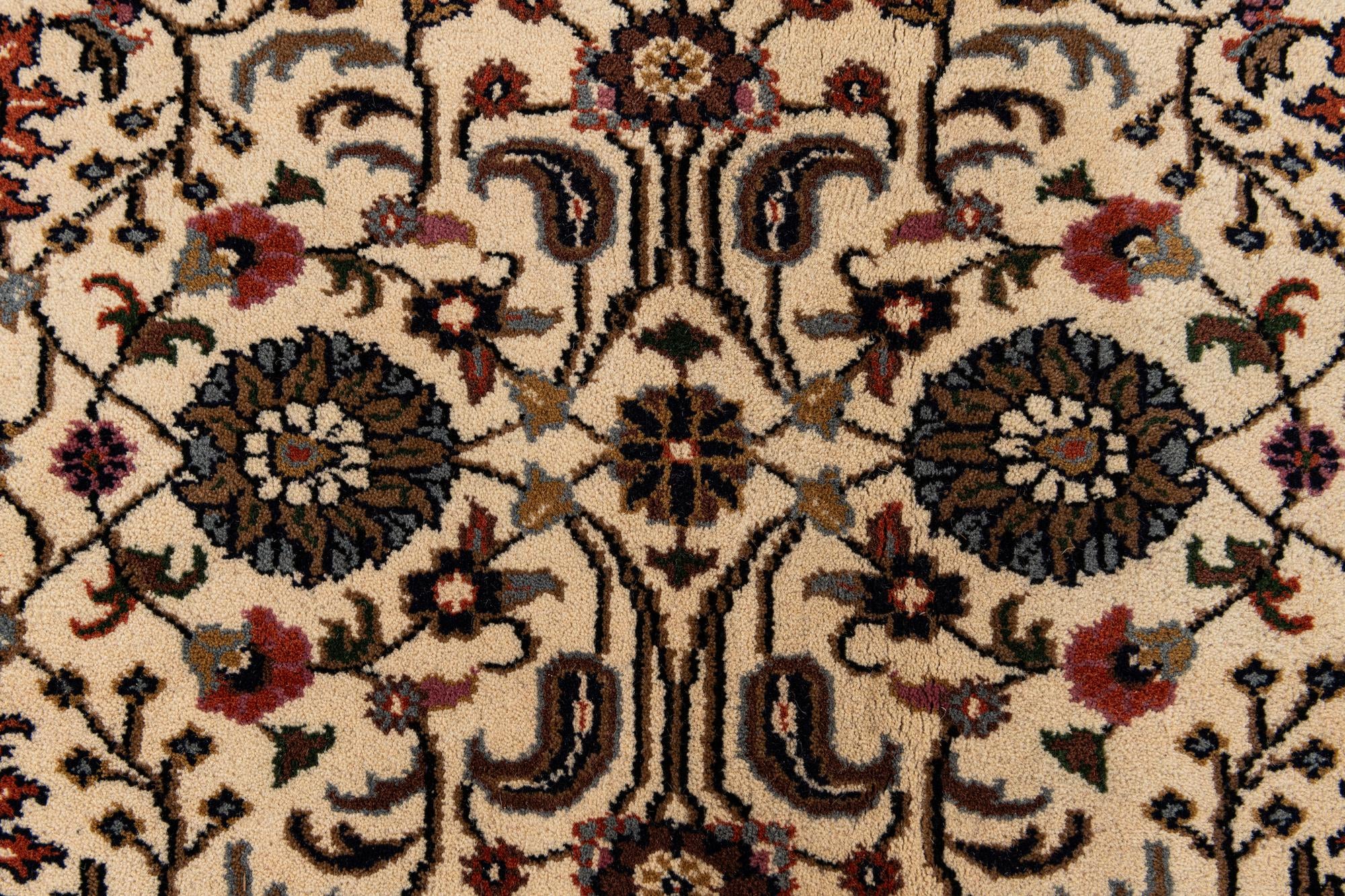 9' 11 x 10' 2 Hand Knotted Farahan Wool Square Rug