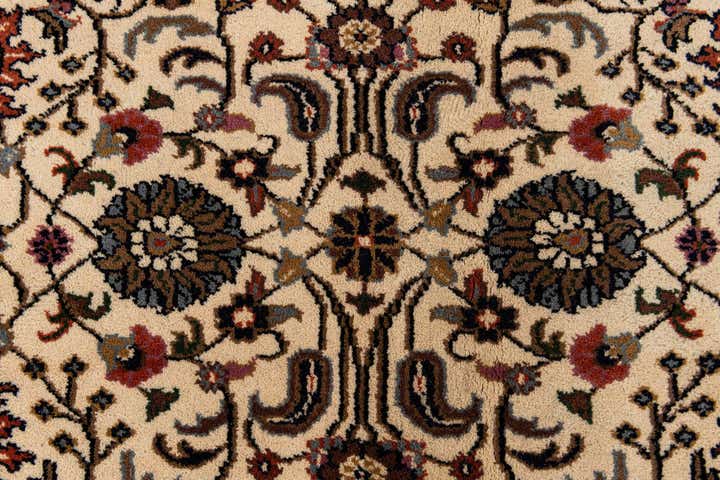 9' 11 x 10' 2 Hand Knotted Farahan Wool Square Rug