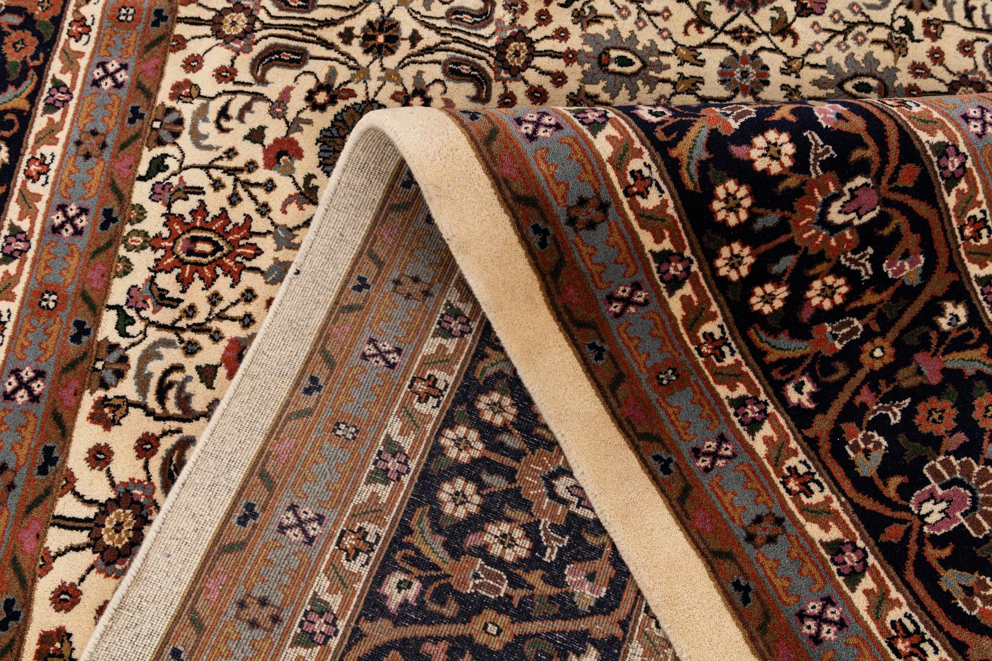 9' 11 x 10' 2 Hand Knotted Farahan Wool Square Rug