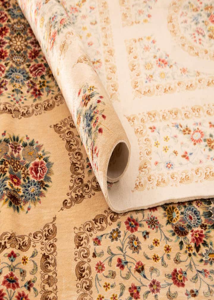 9' 9 x 9' 9 Ghom Silk Deluxe Square Rug