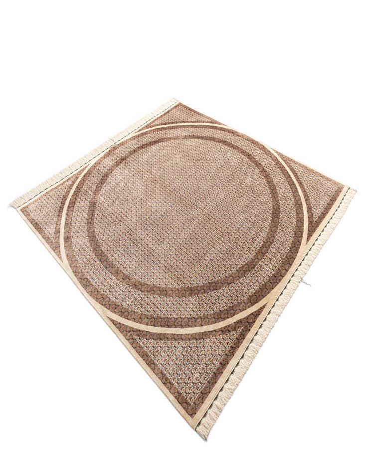 Detail image of 6' 8 x 6' 8 Ghom Silk Square Rug