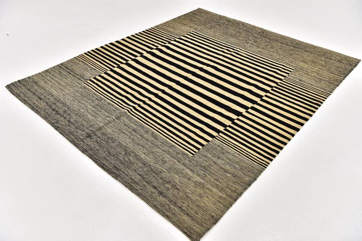 Detail image of 6' x 7' 6 Hand Woven Kilim Modern Wool Square Rug