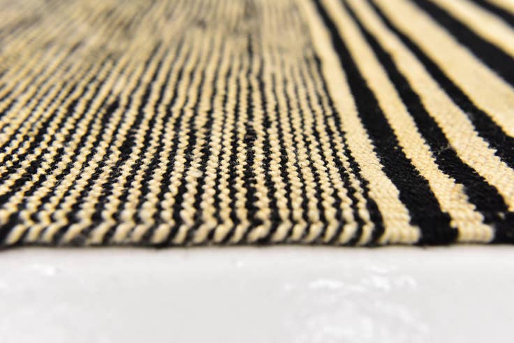 Detail image of 6' x 7' 6 Hand Woven Kilim Modern Wool Square Rug