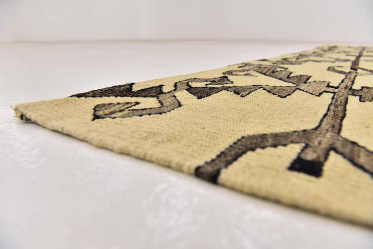 Detail image of 6' 4 x 7' 6 Hand Woven Kilim Modern Wool Square Rug