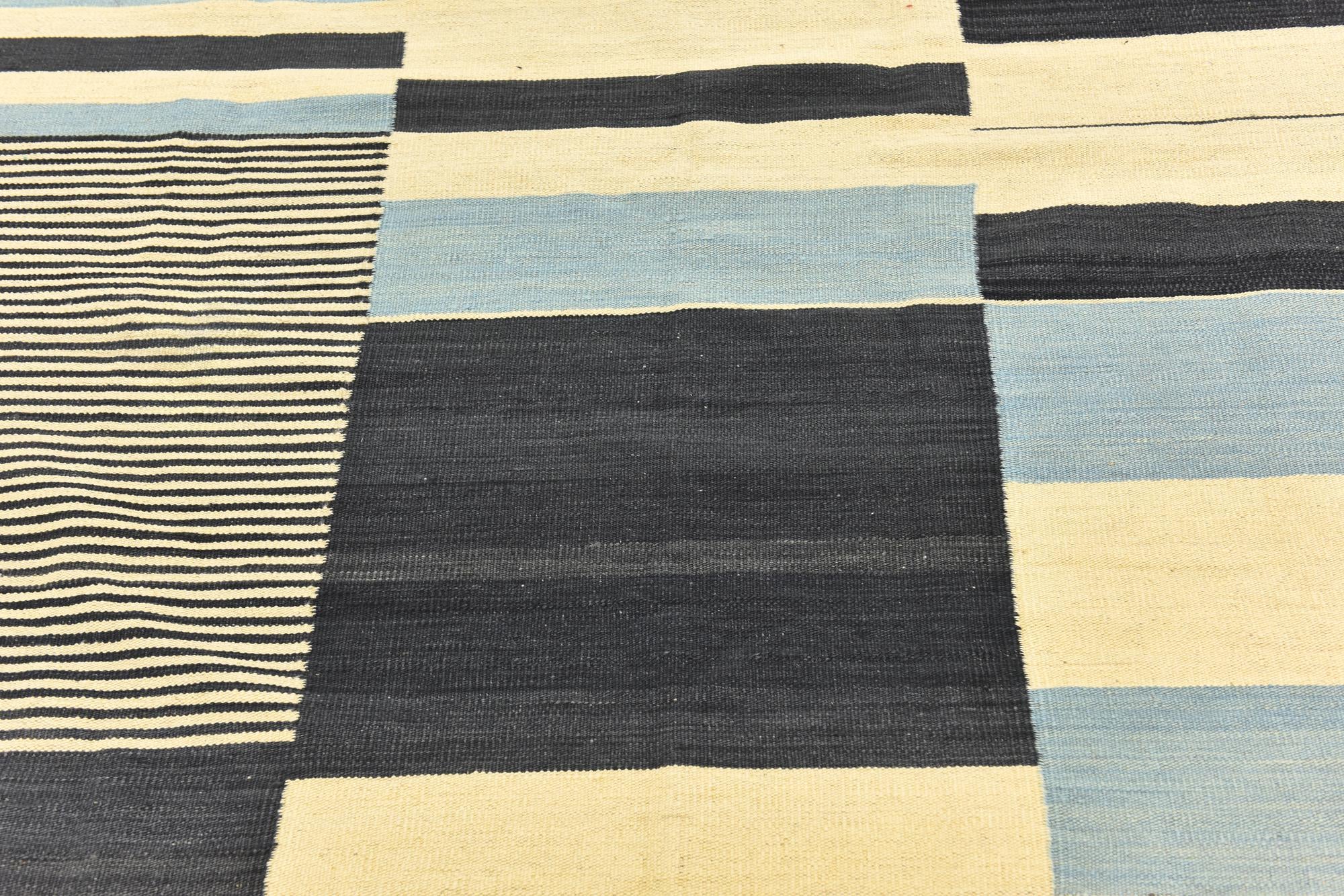 5' 6 x 6' 4 Hand Woven Kilim Modern Wool Square Rug