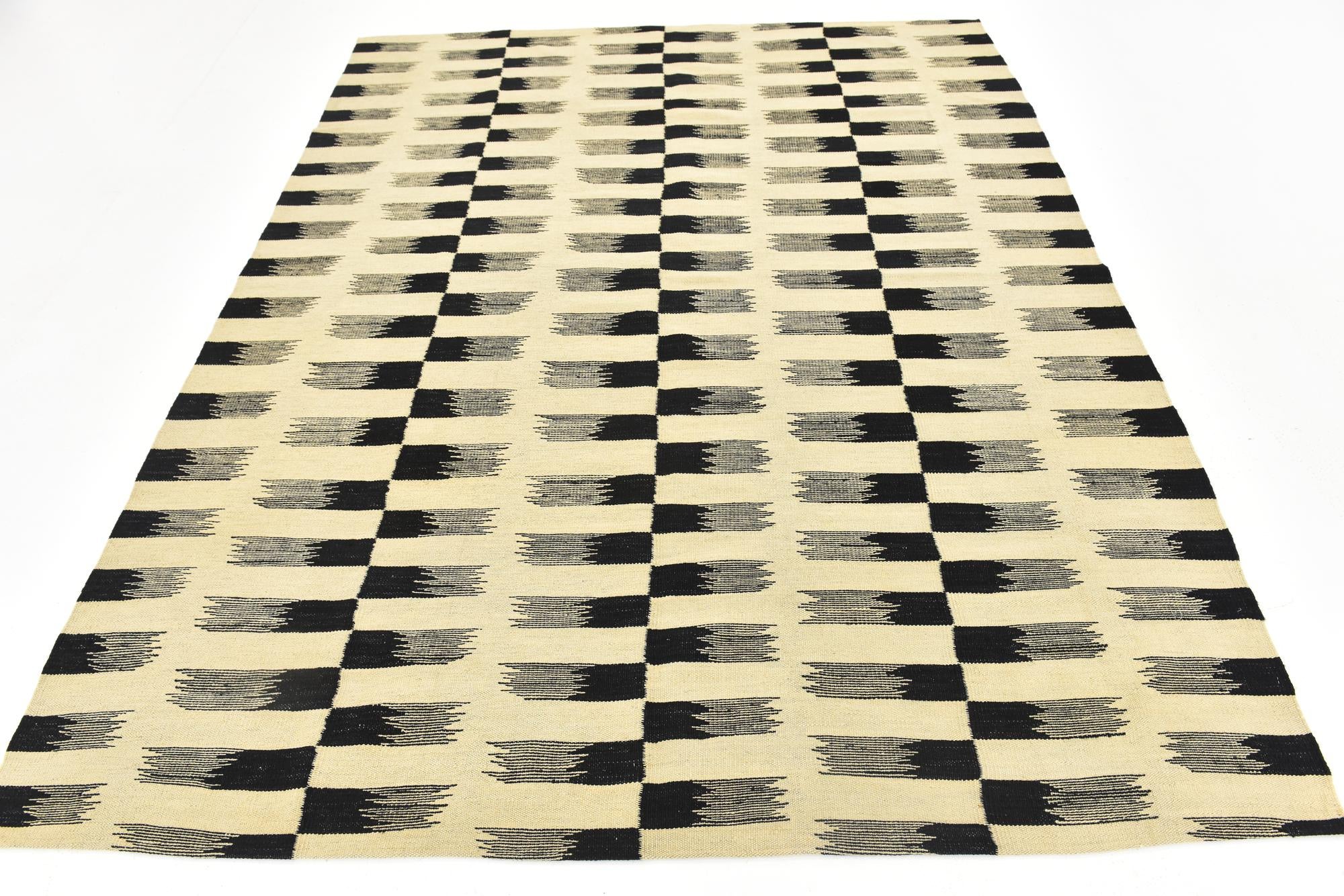 6' 2 x 7' 7 Hand Woven Kilim Modern Wool Square Rug