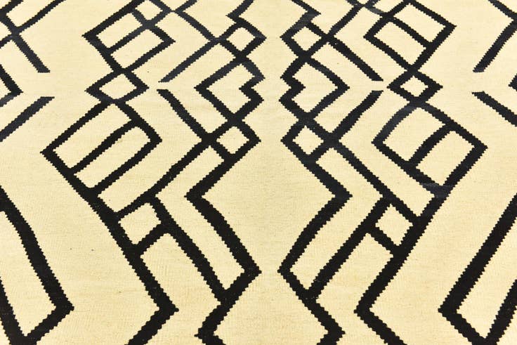 Detail image of 6' x 7' 4 Hand Woven Kilim Modern Wool Square Rug