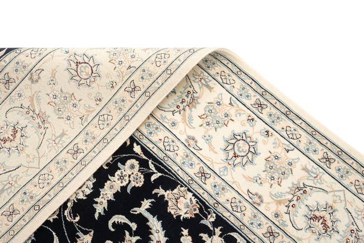 Detail image of 8' 1 x 8' 9 Nain Square Rug