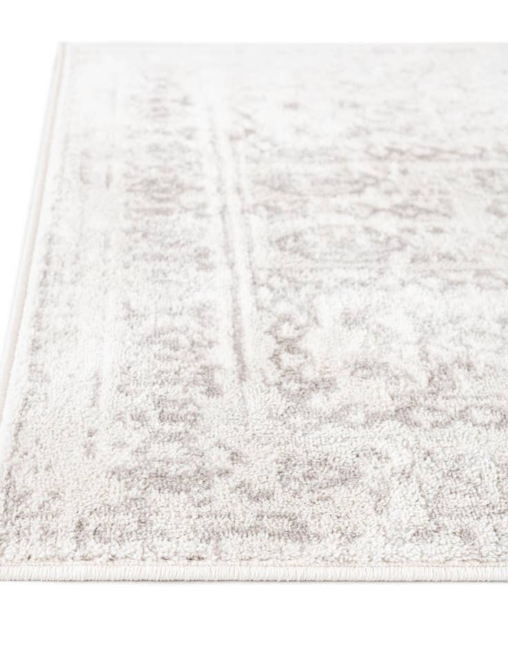 Detail image of 7' 10 x 7' 10 Oxford Square Rug