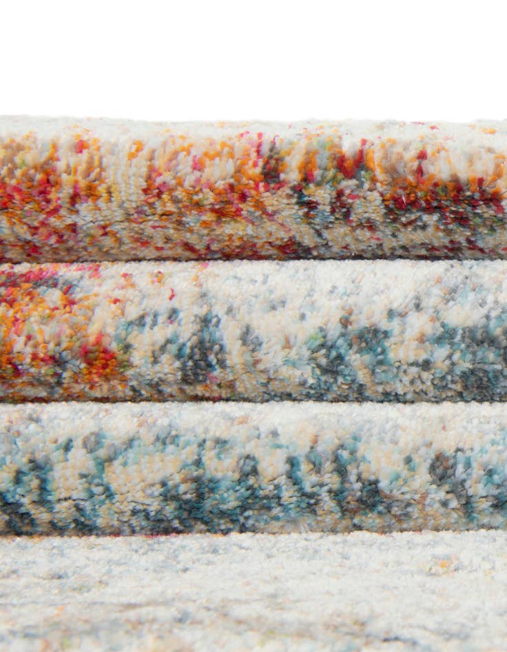 Detail image of 8' x 8' Santiago Square Rug