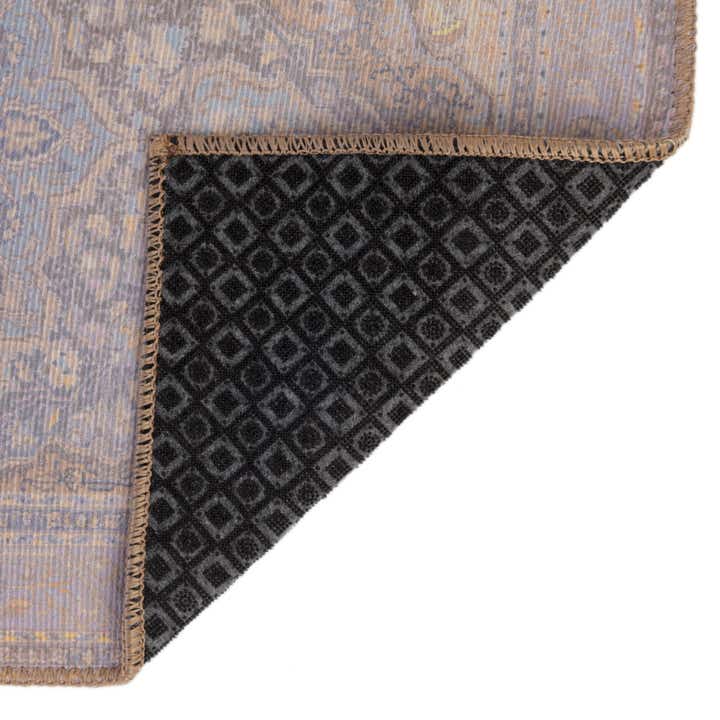 7' 6 x 7' 6 Washable Timeless Square Rug