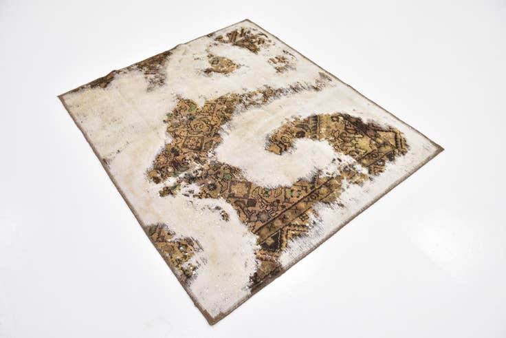 Detail image of 4' x 4' 8 Hand Knotted Ultra Vintage Persian Wool Square Rug