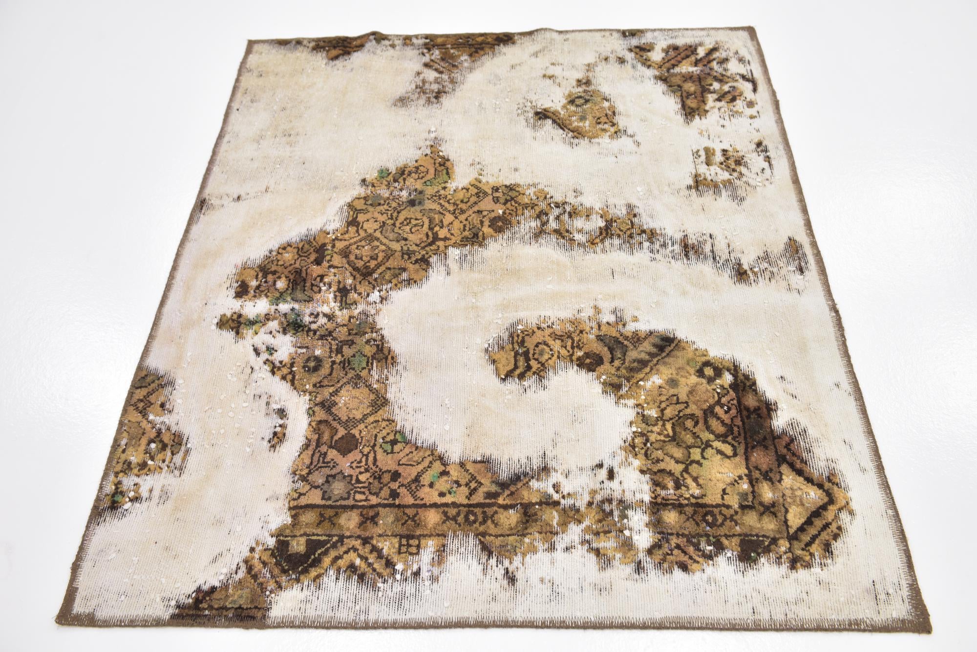 4' x 4' 8 Hand Knotted Ultra Vintage Persian Wool Square Rug