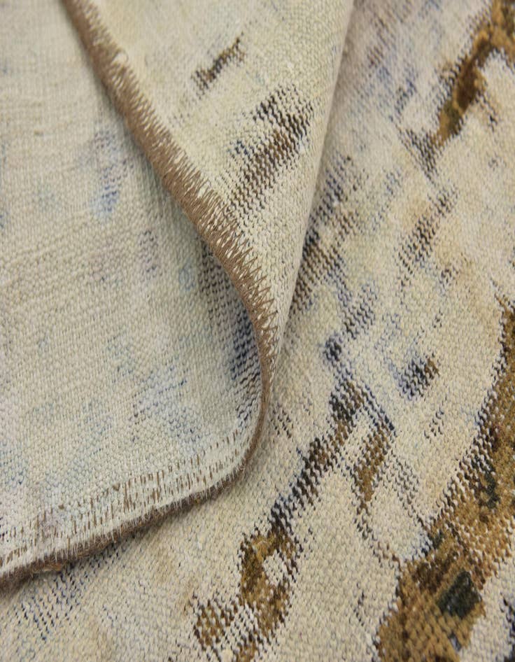 Detail image of 4' 7 x 4' 10  Hand Knotted Ultra Vintage Persian Wool Square Rug