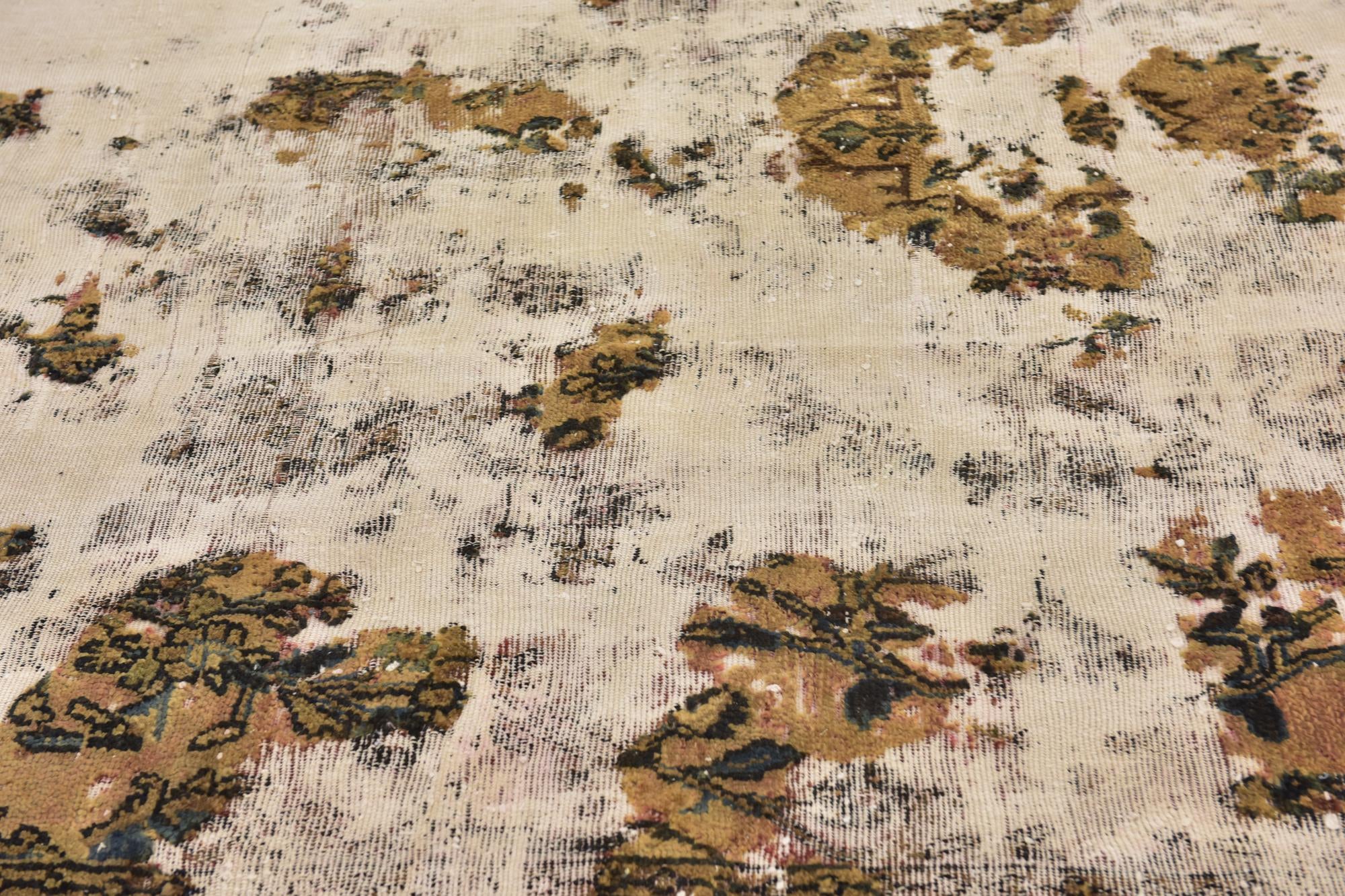 235cm x 255cm Hand Knotted Ultra Vintage Persian Wool Square Rug