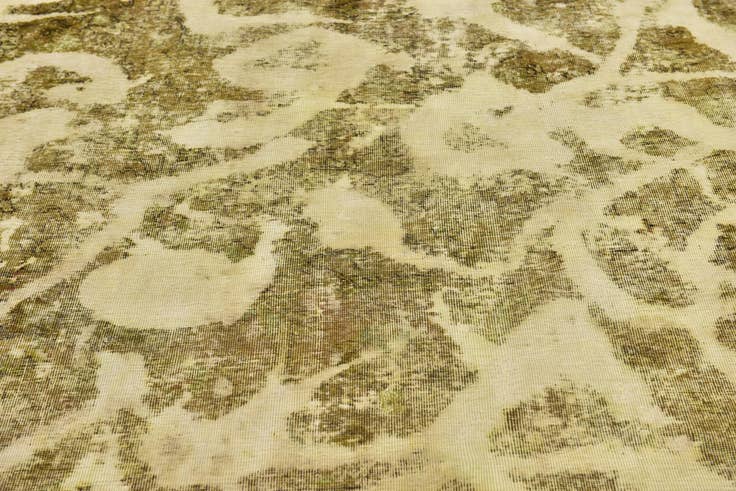 Detail image of 8' 9 x 9' Hand Knotted Ultra Vintage Persian Wool Square Rug
