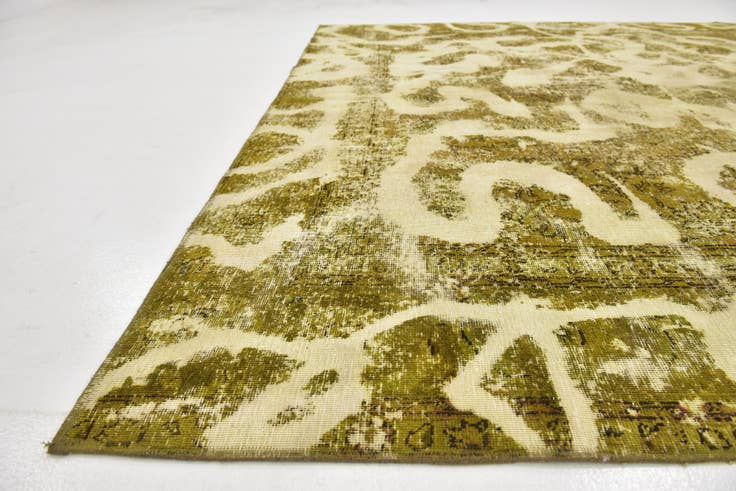 Detail image of 8' 9 x 9' Hand Knotted Ultra Vintage Persian Wool Square Rug