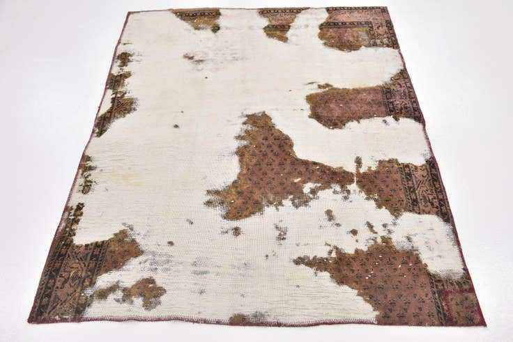 Detail image of 4' 2 x 5' 2 Hand Knotted Ultra Vintage Persian Wool Square Rug