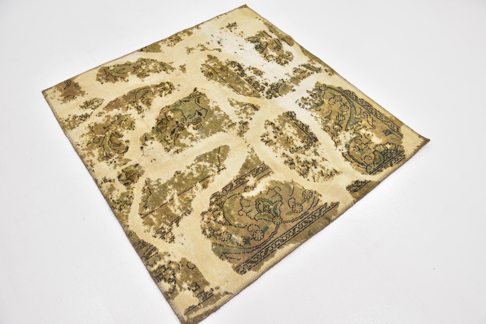 4' x 4' 2 Hand Knotted Ultra Vintage Persian Wool Square Rug