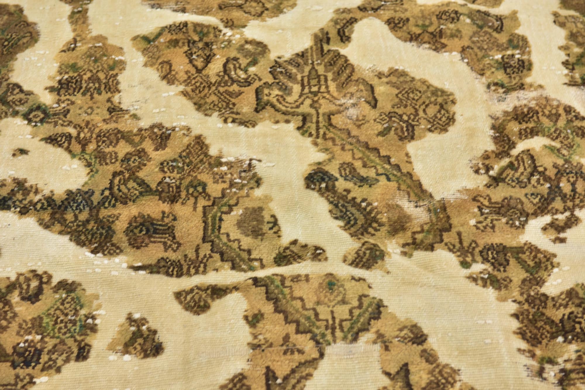 6' x 7' 2 Hand Knotted Ultra Vintage Persian Wool Square Rug