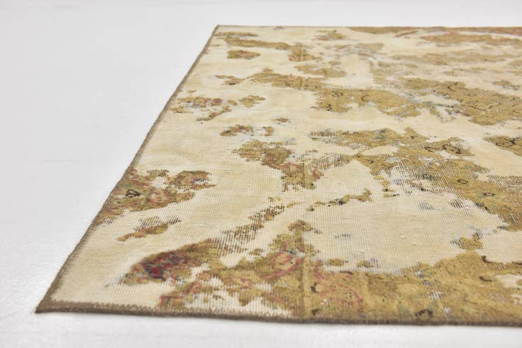 Detail image of 6' x 6' 9 Hand Knotted Ultra Vintage Persian Wool Square Rug