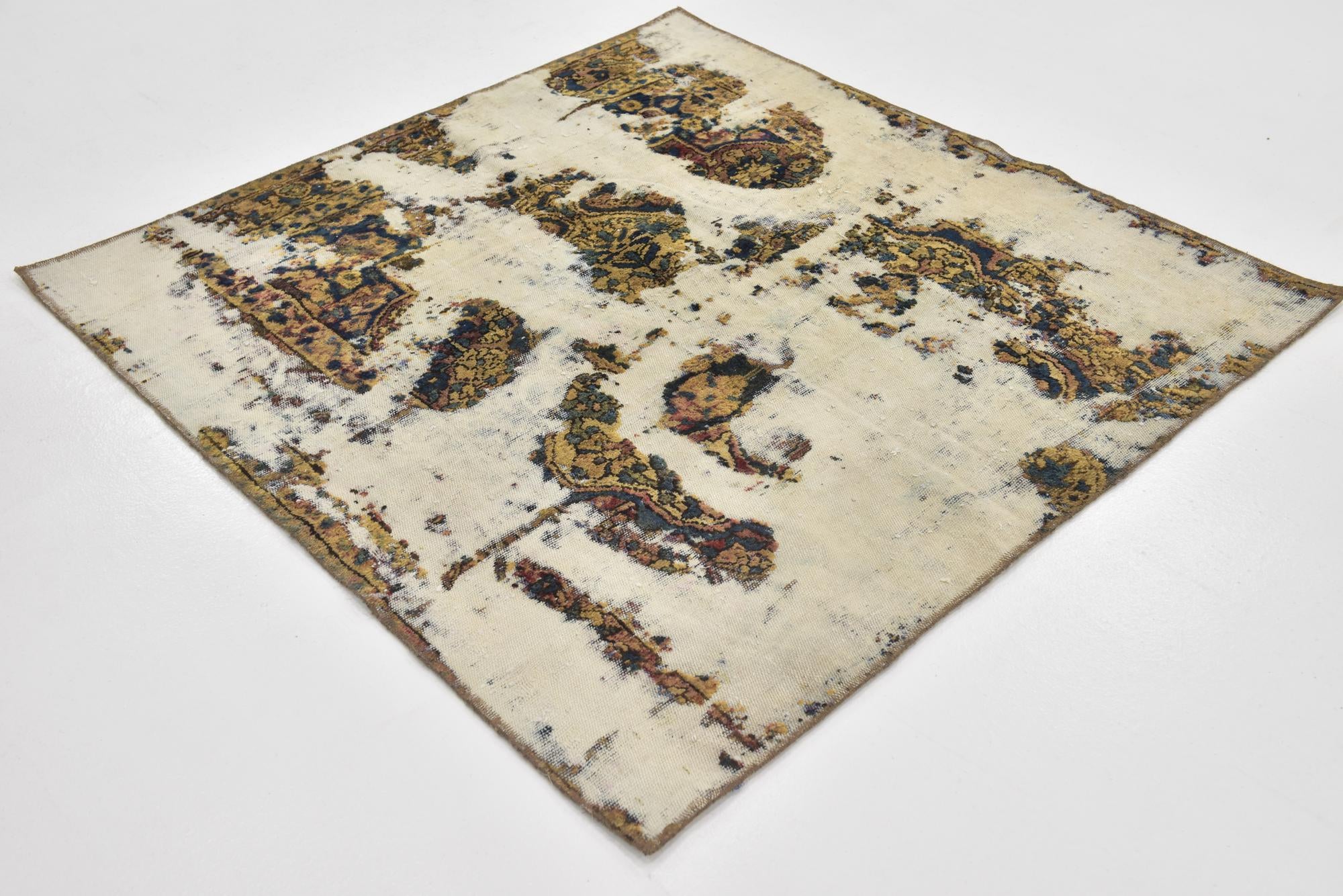 4' 9 x 4' 10 Hand Knotted Ultra Vintage Persian Wool Square Rug