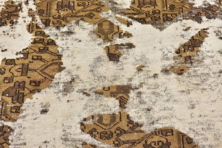 Detail image of 4' 4 x 5' Hand Knotted Ultra Vintage Persian Wool Square Rug