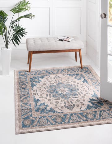 5' x 5' Vienna Square Rug