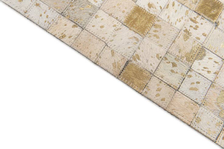 Detail image of 5' 2 x 7' 6 Cowhide Stocks Rug