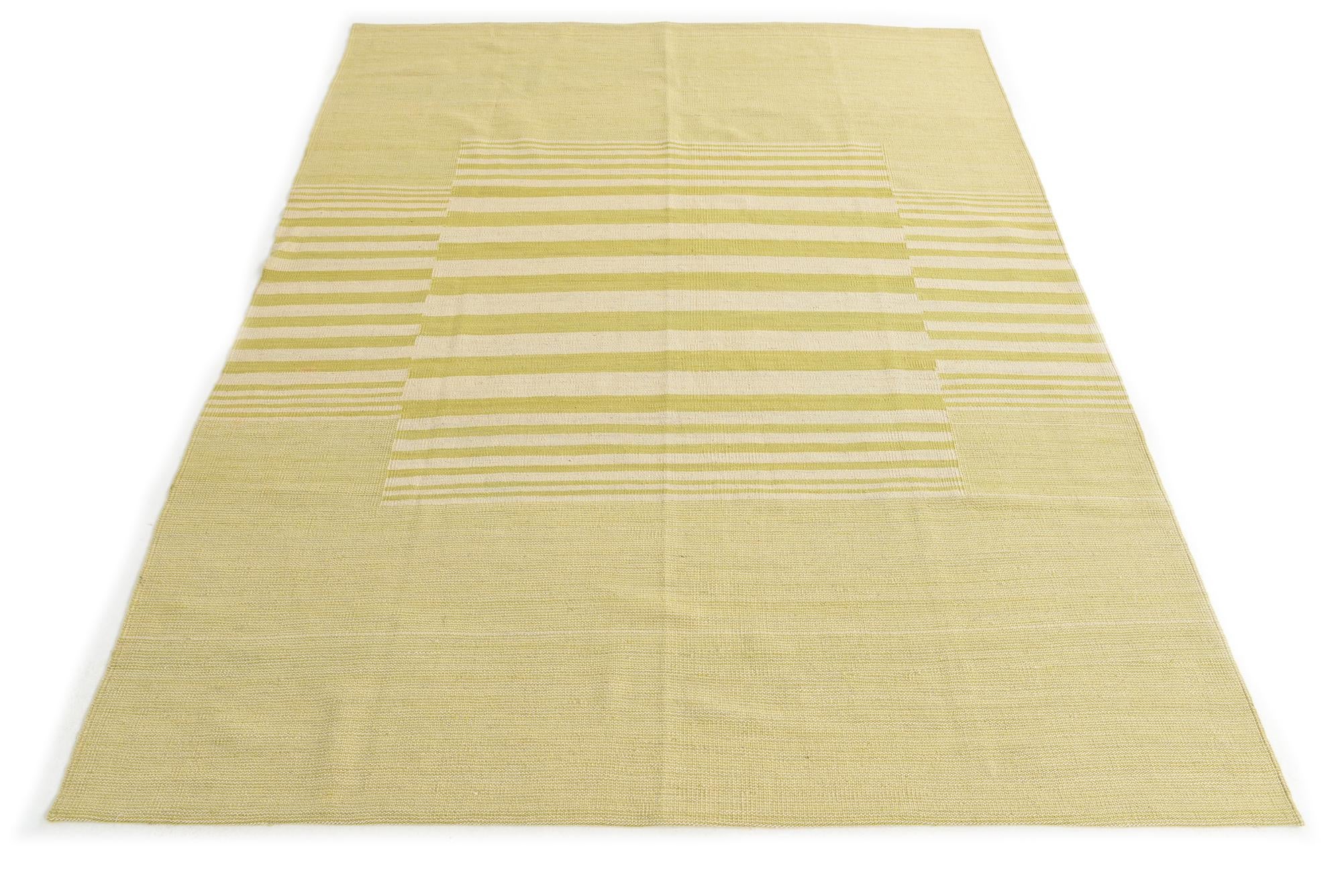 5' 9 x 7' 6 Hand Woven Kilim Modern Wool Rug