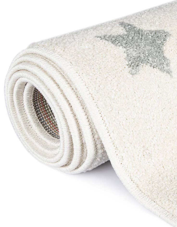 Detail image of 7' 10 x 7' 10 Whimsy Kids Round Rug