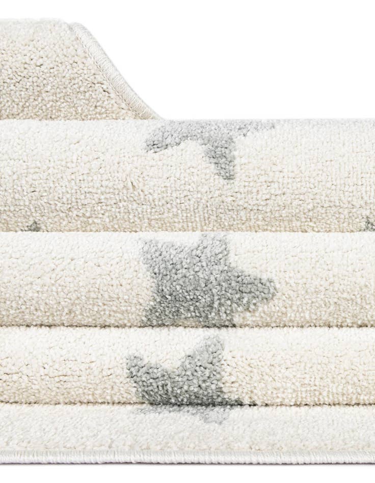 Detail image of 7' 10 x 7' 10 Whimsy Kids Round Rug