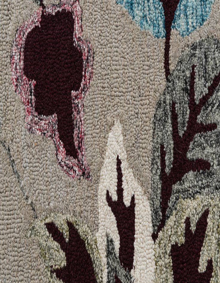 Detail image of 4' x 6' Agra Rug
