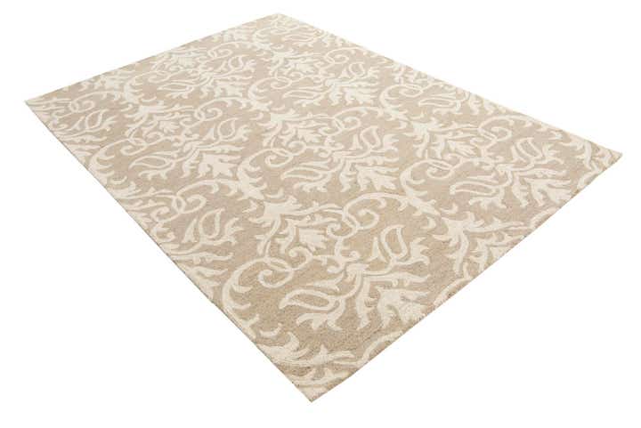 5' x 7' Agra Rug