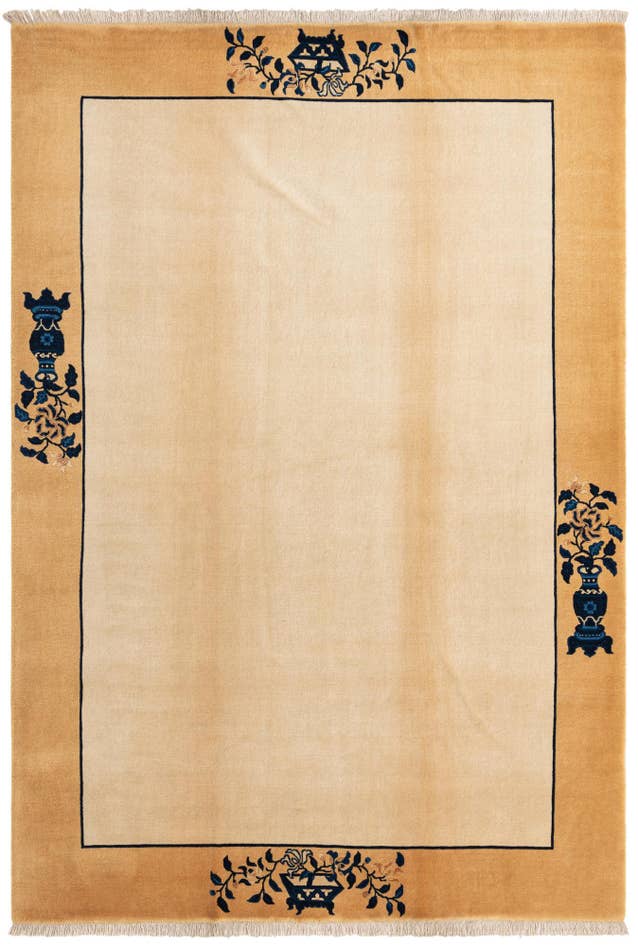 Detail image of 5' 6 x 8' Hand Knotted Darya Wool Rug