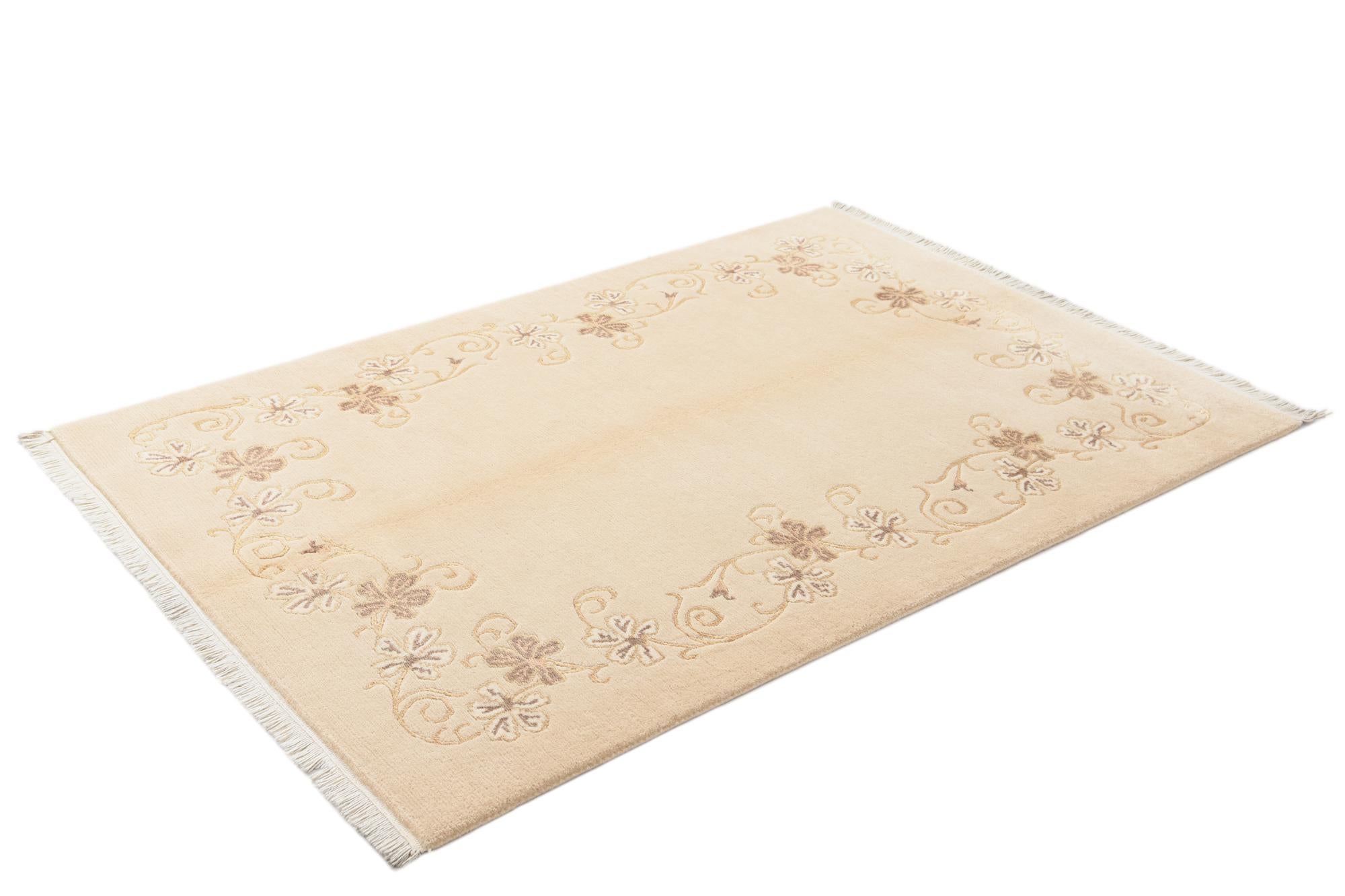 3' 11 x 5' 10 Hand Knotted Darya Wool Rug