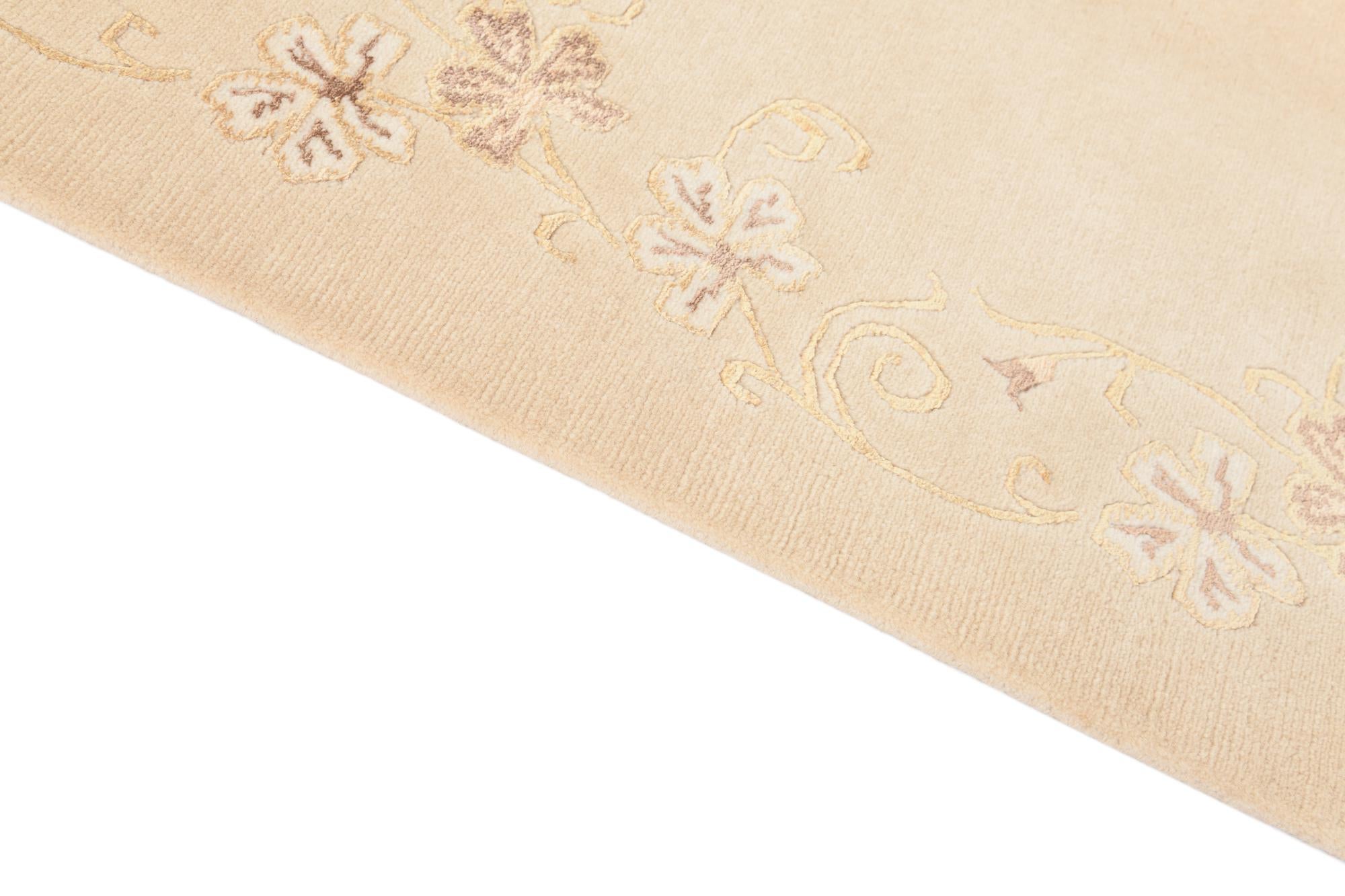 3' 11 x 5' 10 Hand Knotted Darya Wool Rug