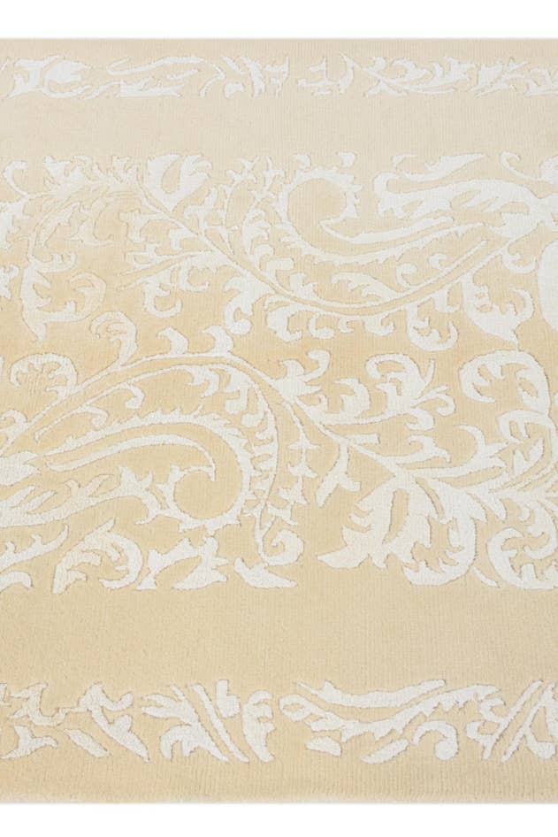 Detail image of 3' 11 x 5' 11 Hand Knotted Darya Wool Rug