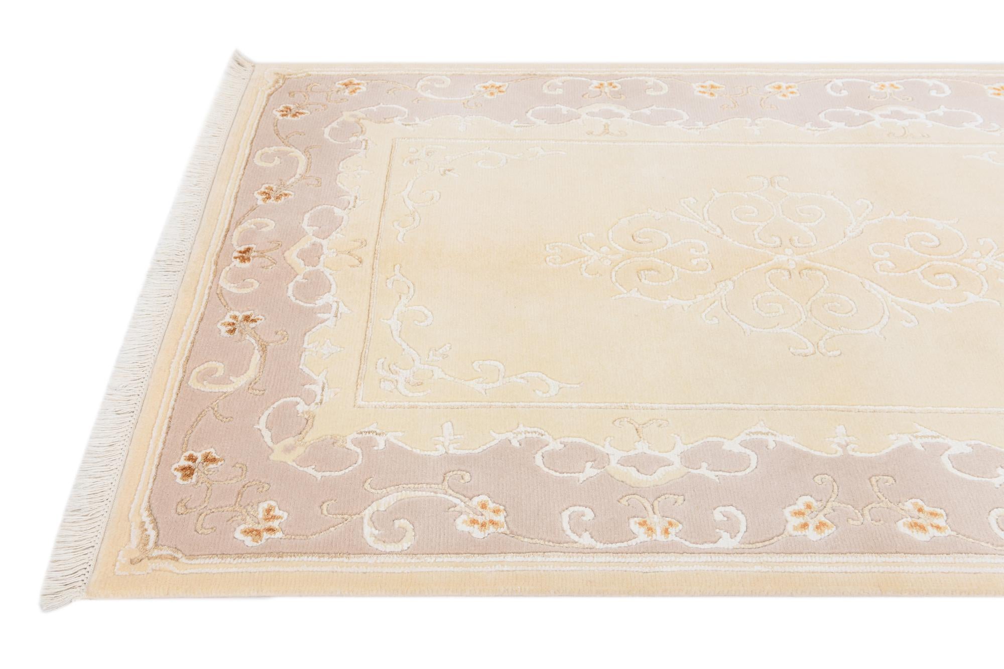 3' 11 x 5' 11 Hand Knotted Darya Wool Rug