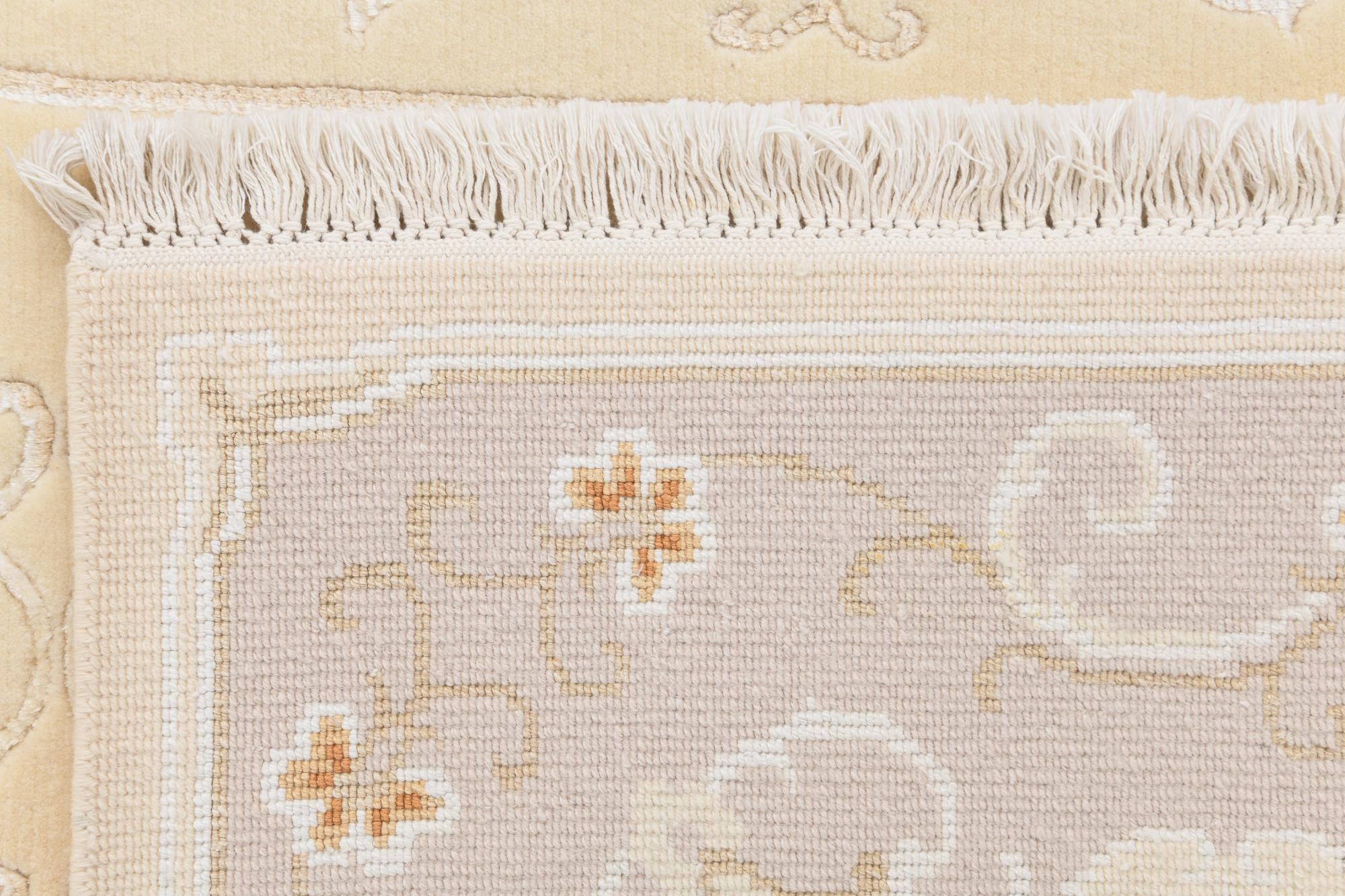 3' 11 x 5' 11 Hand Knotted Darya Wool Rug