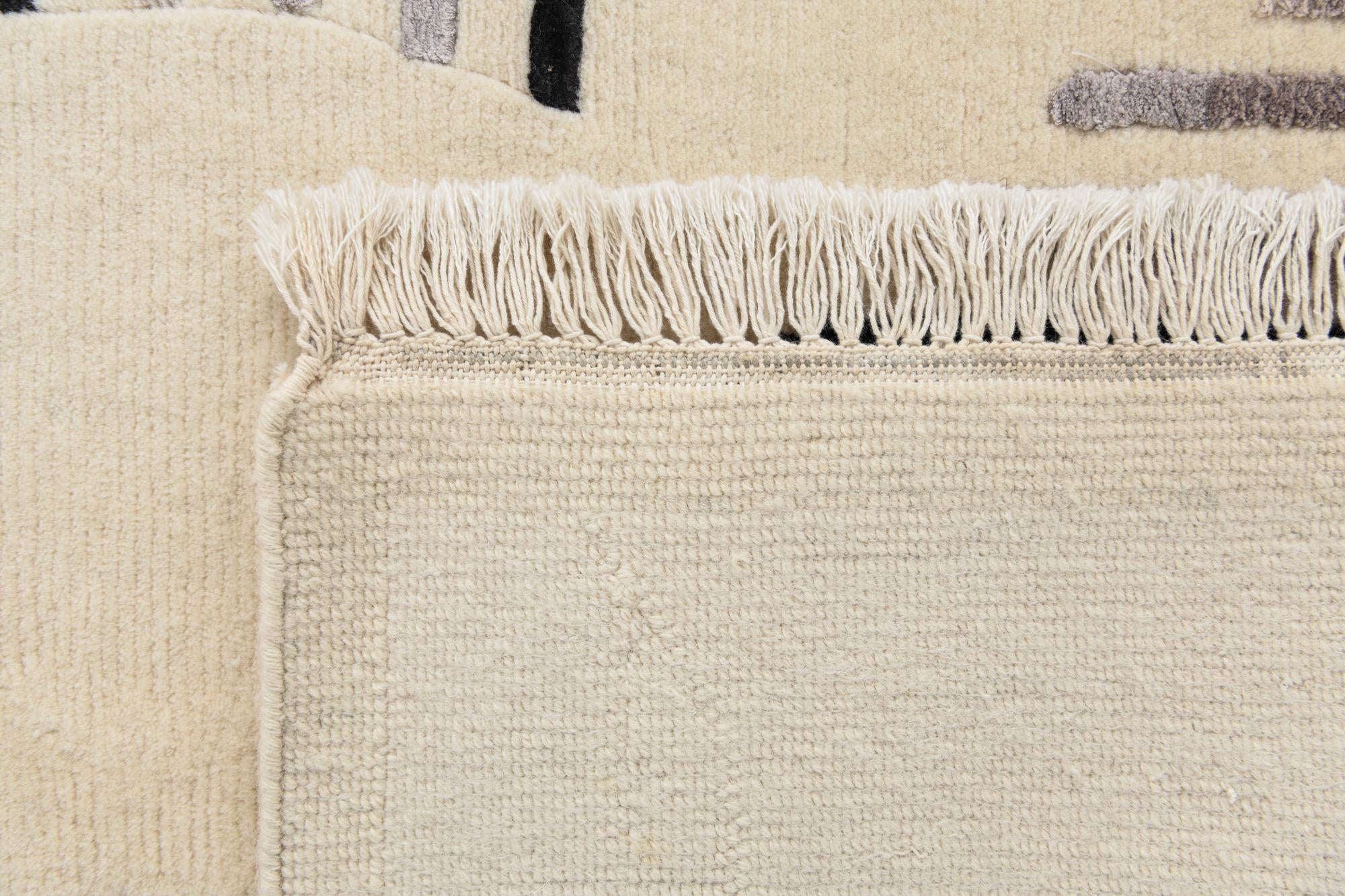 5' 7 x 8' 2 Hand Knotted Darya Wool Rug