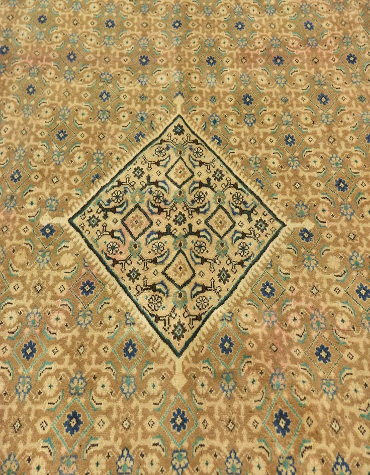 Detail image of 10' x 13' 5 Hand Knotted Farahan Persian Wool Rug
