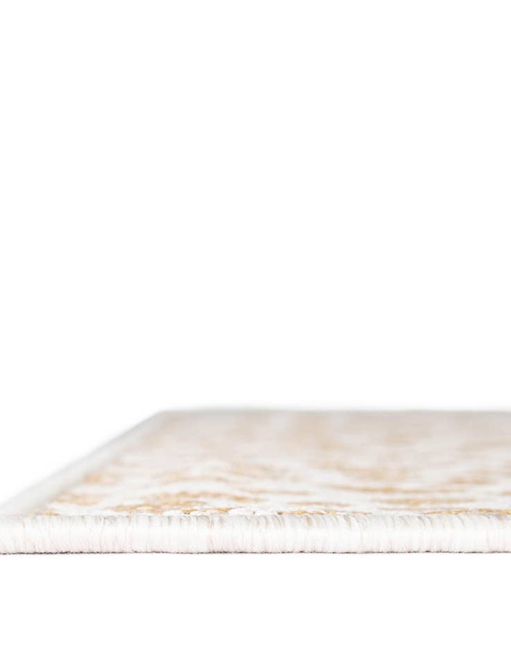 Detail image of 5' 3 x 8' Easy-Clean Jill Zarin Cape Town Indoor / Outdoor Rug