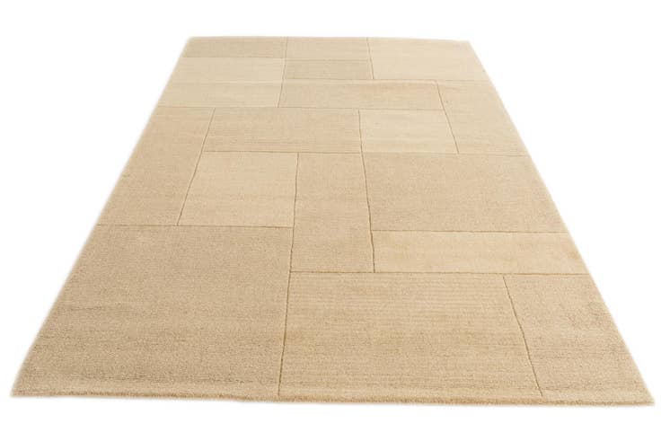 Detail image of 5' 1 x 8' Luna Rug