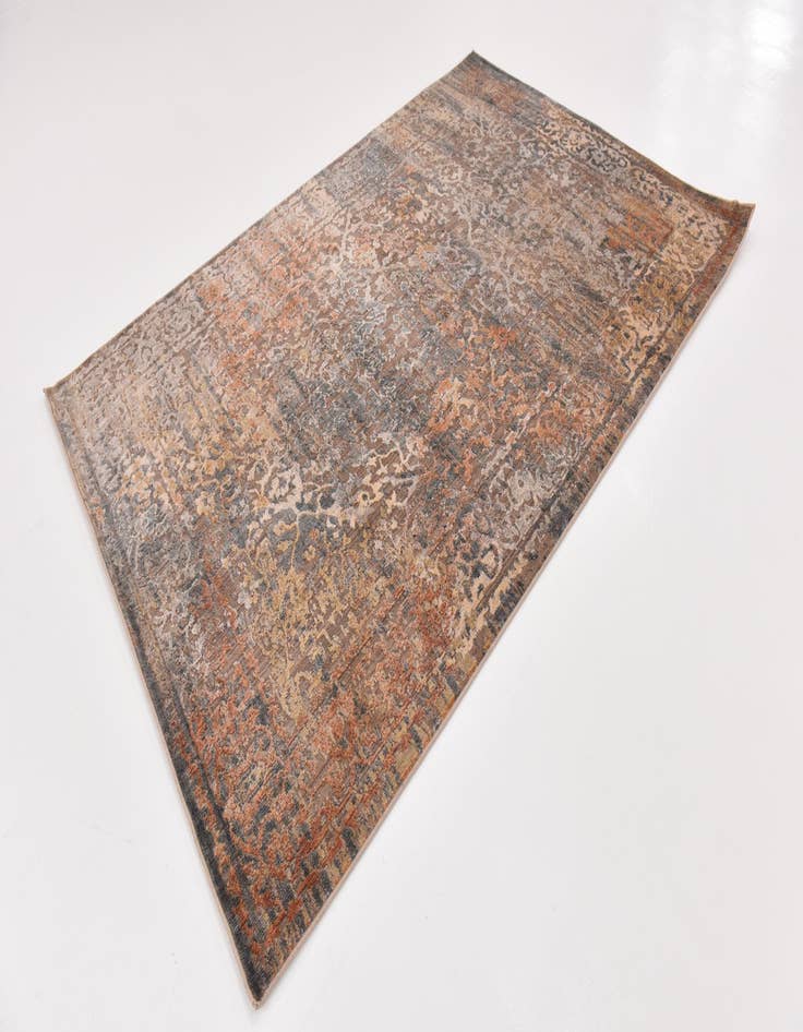 Detail image of 5' x 7' 7 Modern Classical Rug